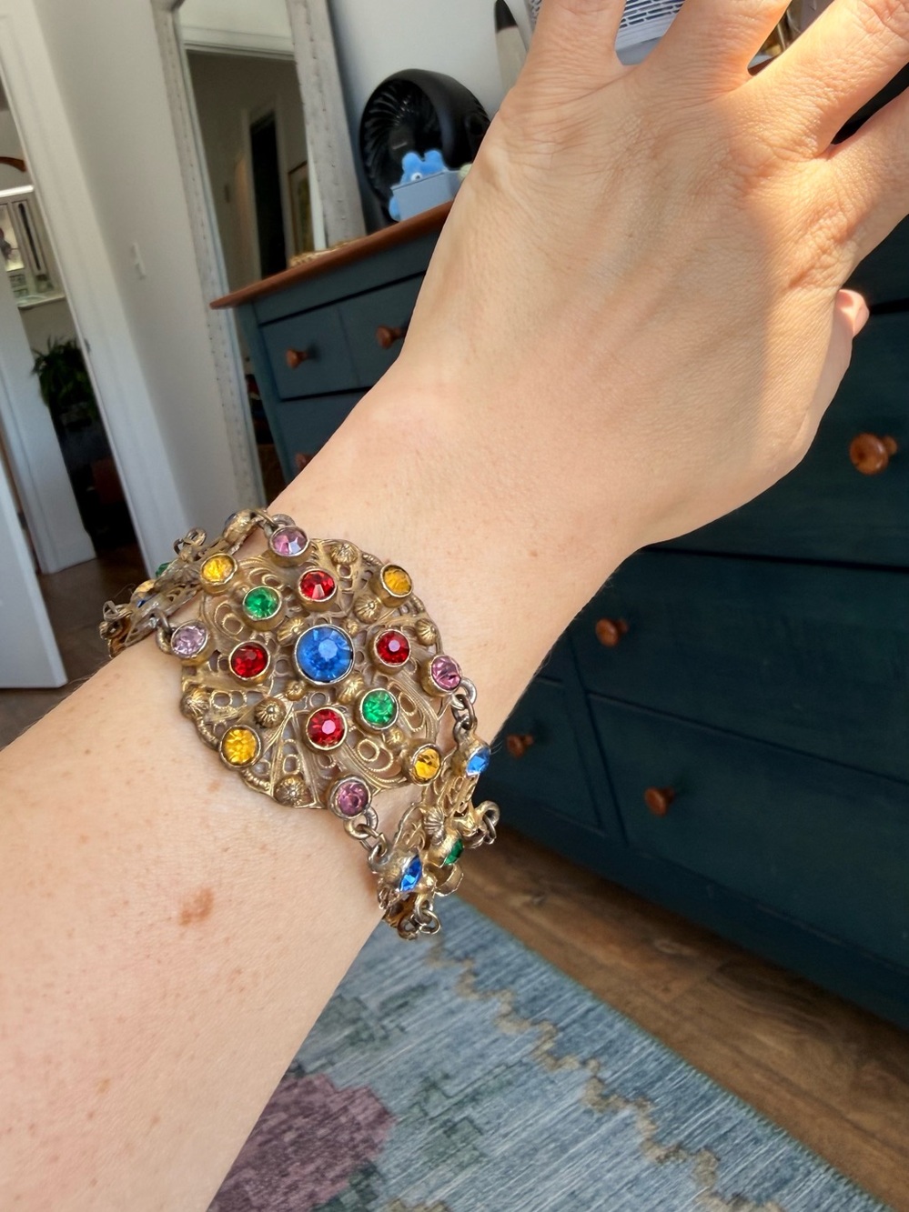 1930s Art Deco Czech Rainbow Glass Filigree Bracelet - Picture 4 of 12